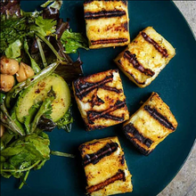 Load image into Gallery viewer, Grilled paneer garden salad from Tiffin Stash - Veg Healthy Meals by India&#39;s Flavour with chickpeas, cucumber, and leafy greens.
